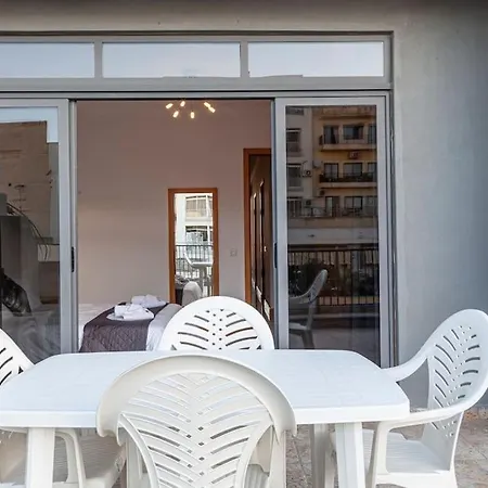 Comfortable Penthouse, Served With Lift, Wifi & Ac By 360 Estates *